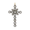 Cruz antigua con diamantes
