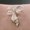 Broche lazada Art Decó de diamantes y esmeraldas - Imagen 3