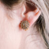 Pendientes tipo roseta de oro con diamantes - Imagen 3