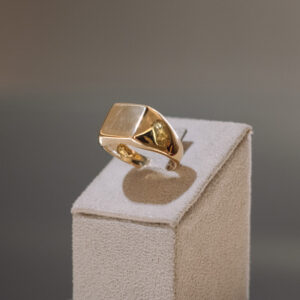 Sortija sello de oro