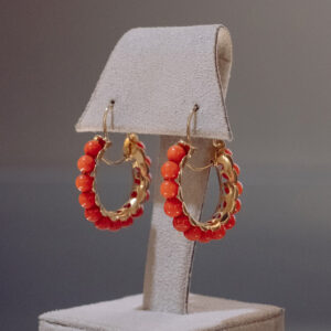 Argollas bolas de coral oro