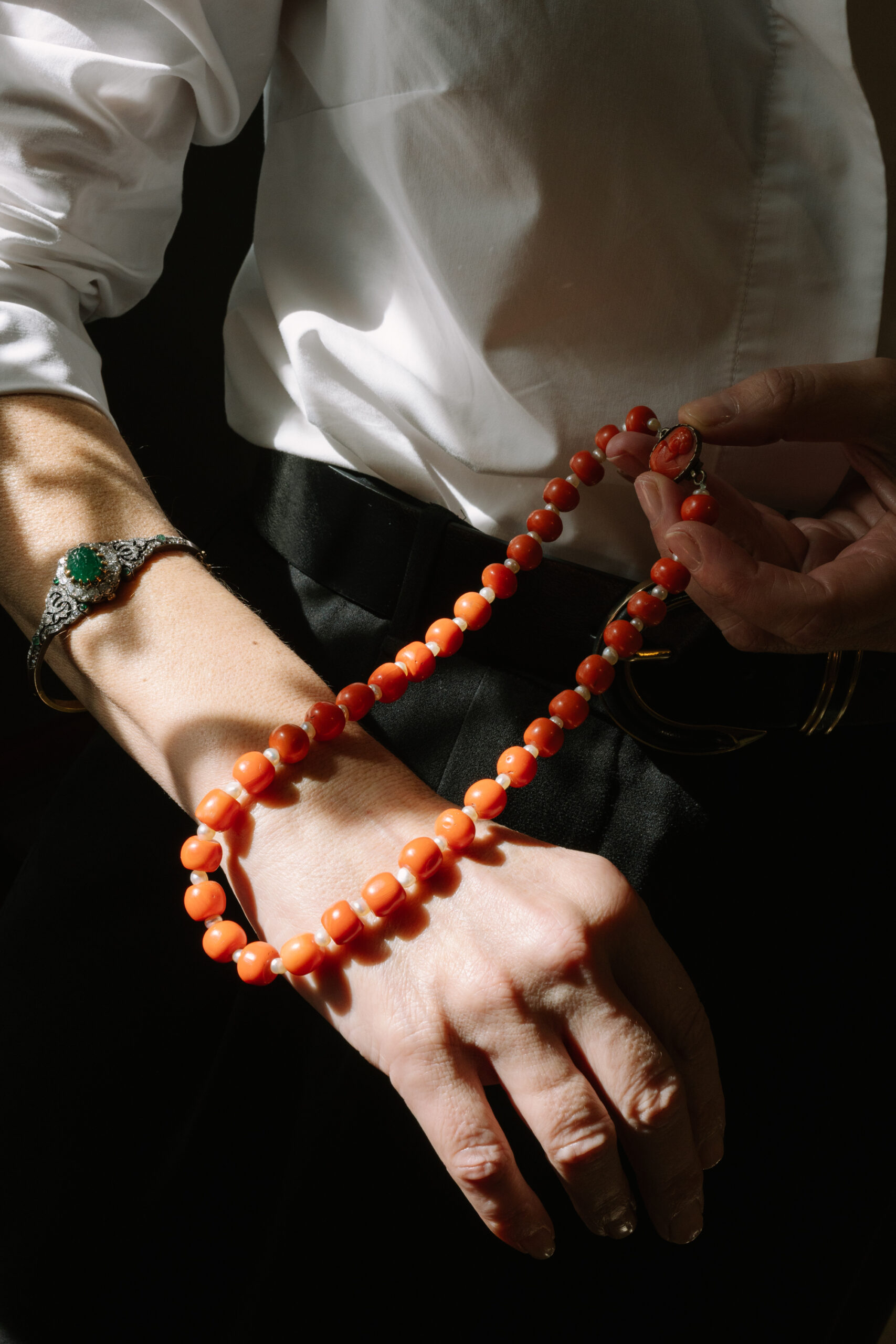 joyas-de-coral-en-sevilla-collar-de-coral-joyería-chico